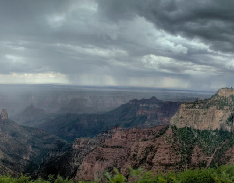 ¿Cuánto llueve en el Gran Cañón?